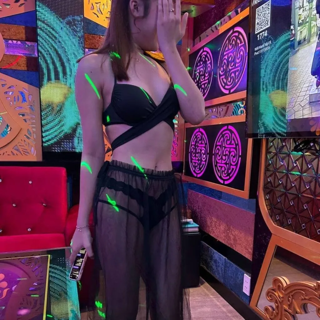 나트랑 가라오케 06